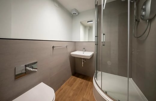 6 bed Townhouse Deluxe